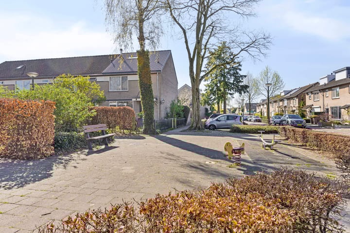 Foto 33 van Deken van den Heuvelstraat 64