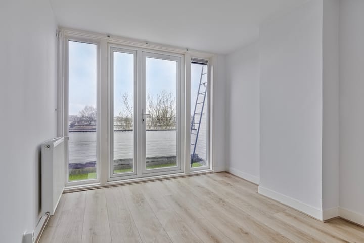 Foto 16 van West-Varkenoordseweg 239-C