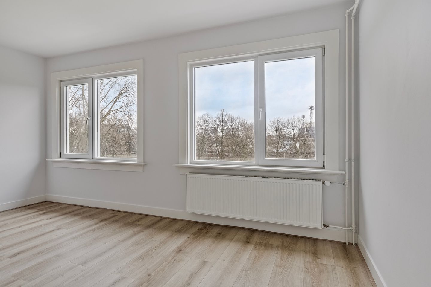 Foto 25 van West-Varkenoordseweg 239-C