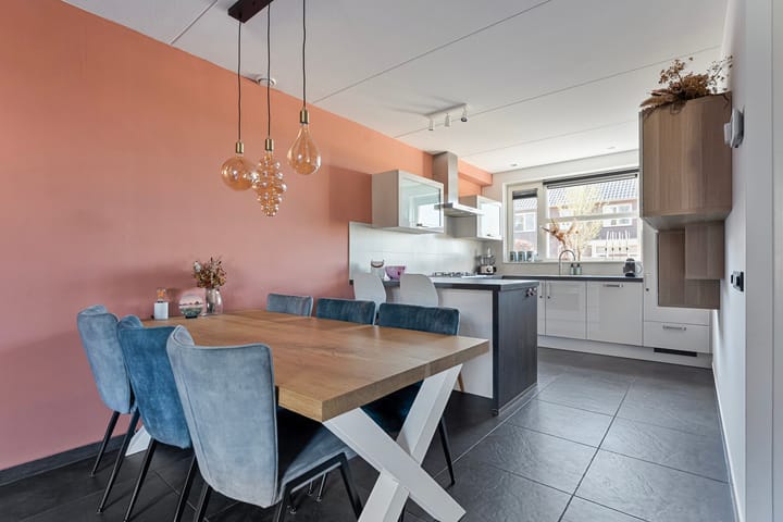 Foto 10 van Iepenlaan 52