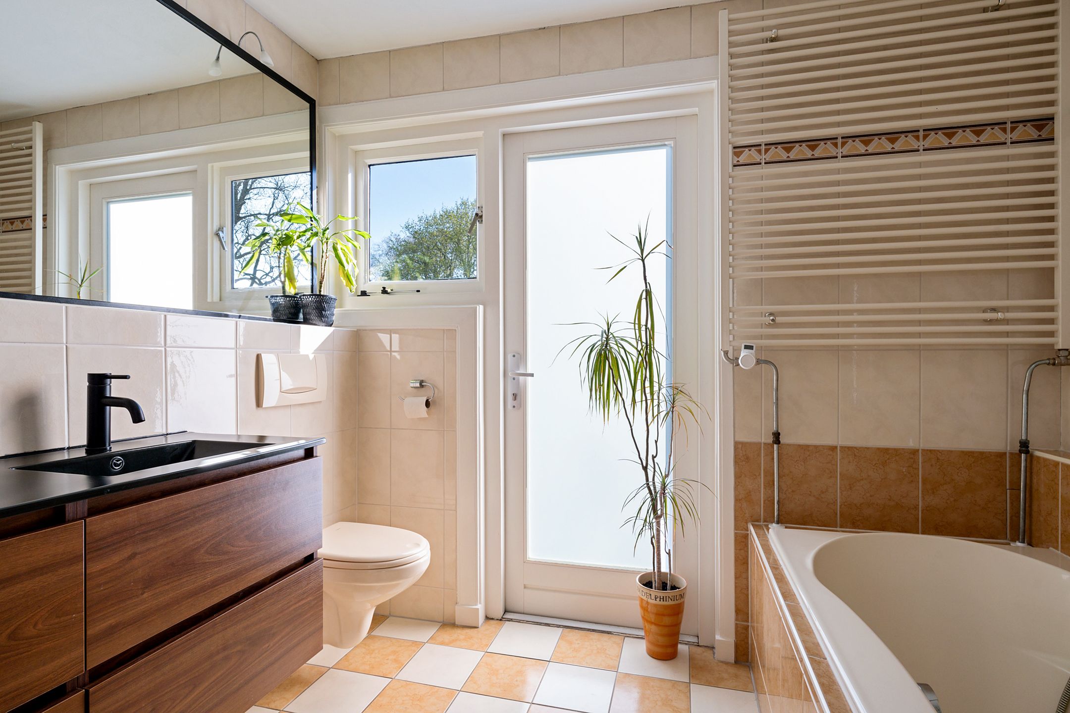 Foto 24 van Binnenweg 48