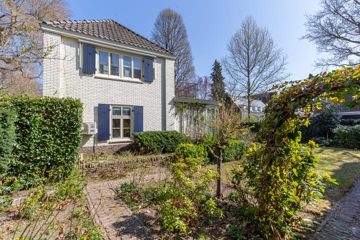 Foto 13 van Kronenburgplantsoen 22