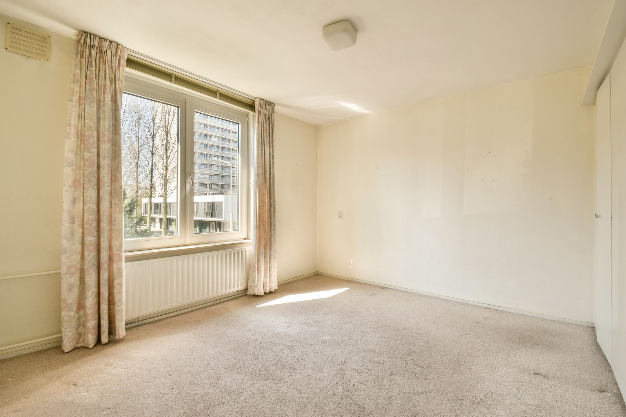 Foto 15 van Max Havelaarlaan 26