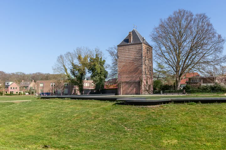 Foto 66 van Kronenburgplantsoen 22