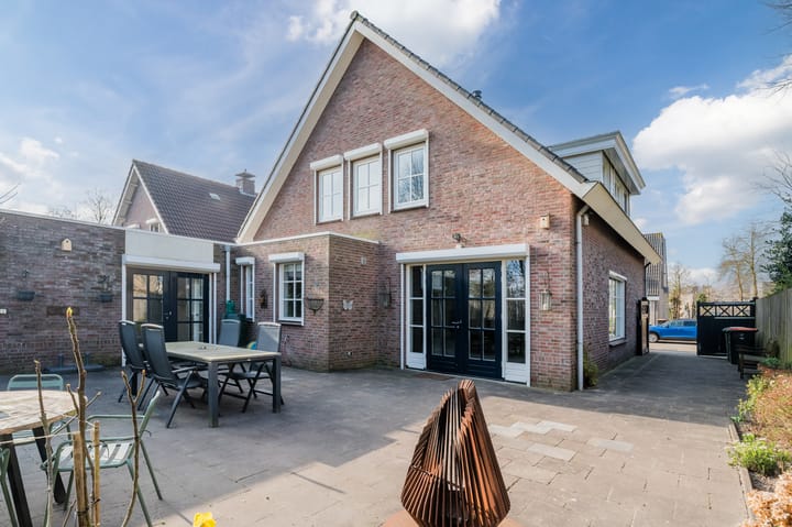 Foto 32 van Willem Bilderdijkdreef 24