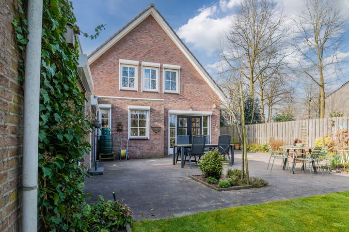 Foto 33 van Willem Bilderdijkdreef 24