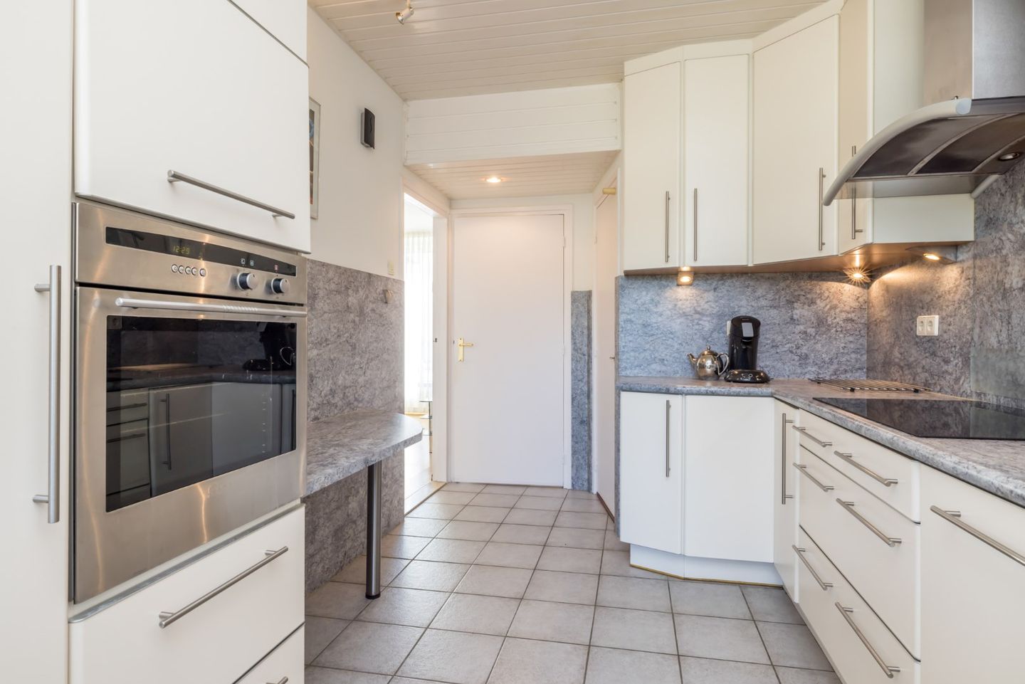 Foto 10 van Burg. Pijlsstraat 6