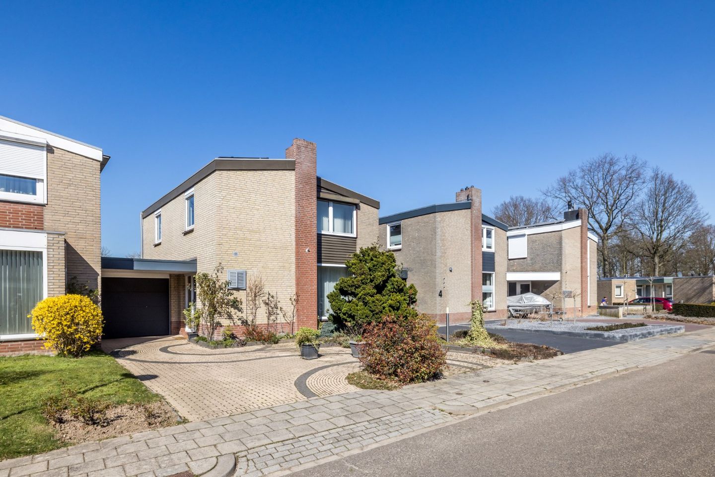 Foto 35 van Burg. Pijlsstraat 6