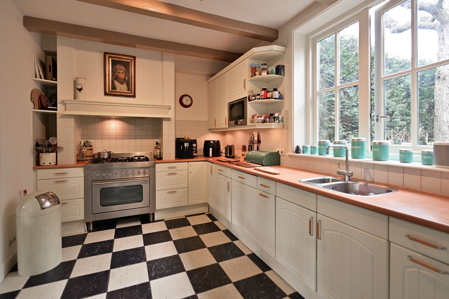 Foto 10 van J. L. van Osstraat 2