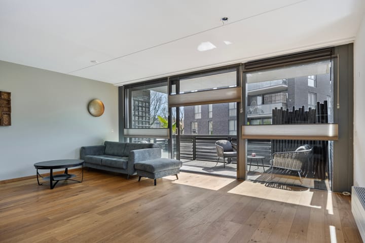 Photo 5 of Waterlelie 152