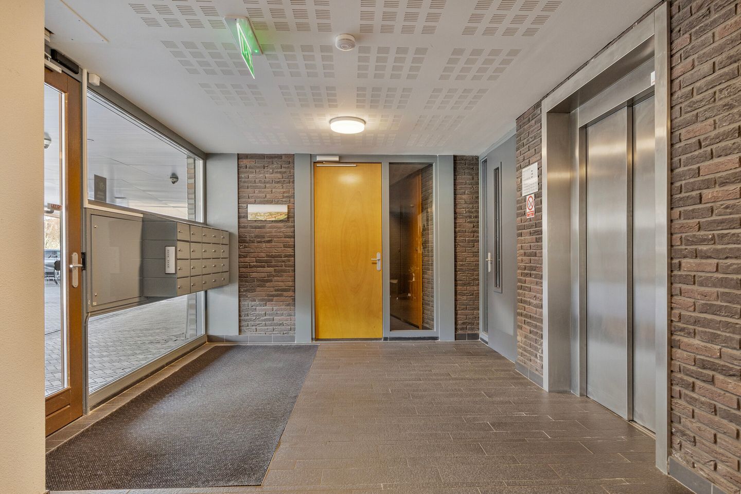 Photo 14 of Waterlelie 152