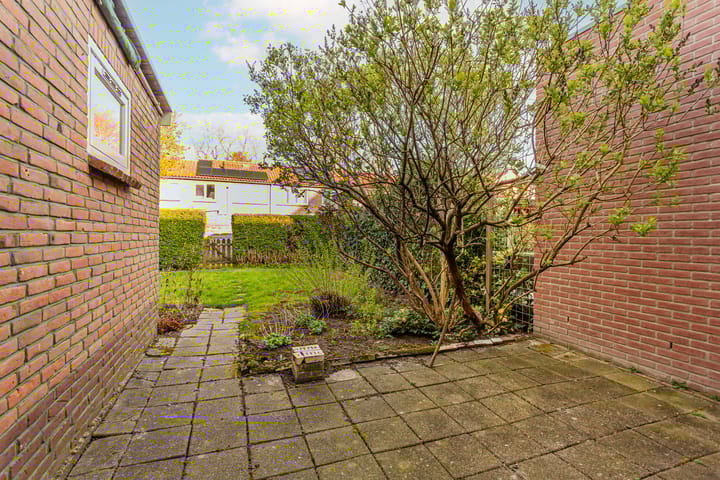 Foto 15 van Roggeveenstraat 16