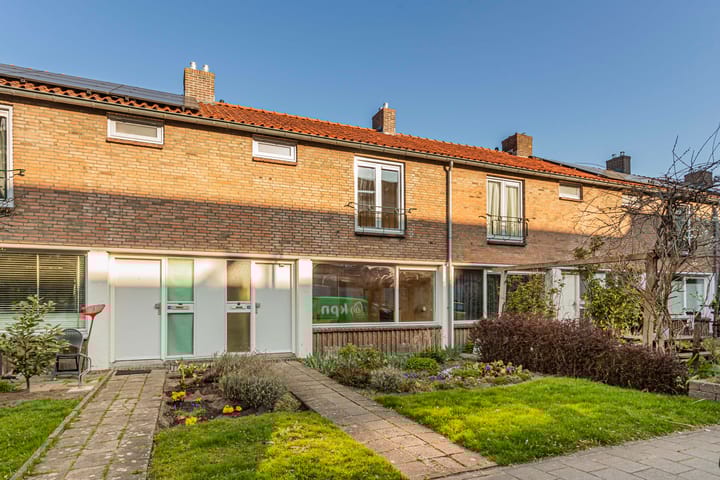 Foto 32 van Roggeveenstraat 16