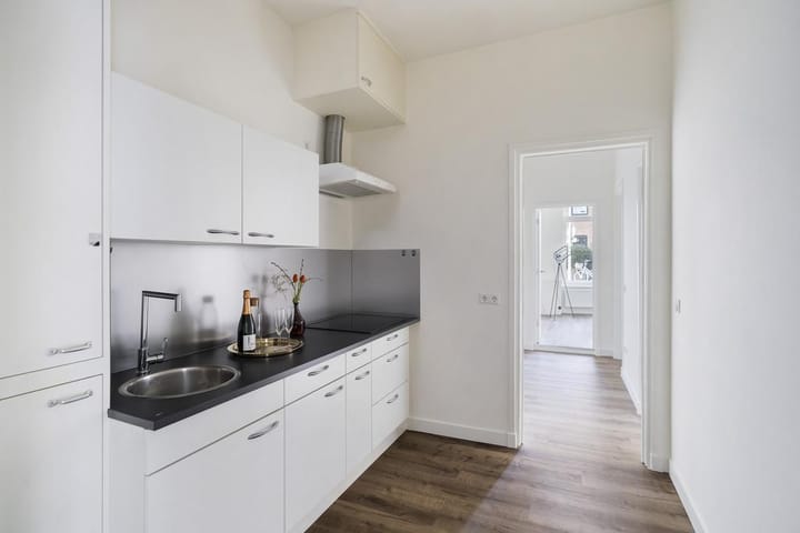 Foto 10 van Vinkensteynstraat 142