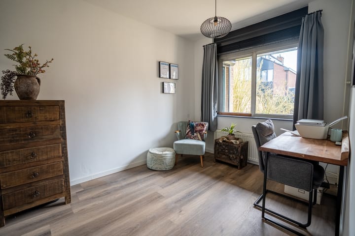 Foto 15 van Pelikaan 102