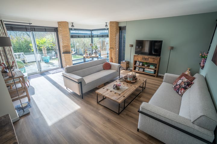 Foto 2 van Pelikaan 102