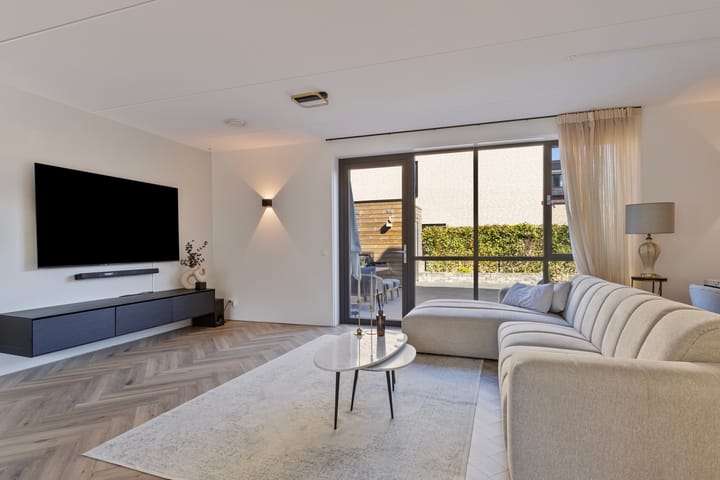 Foto 8 van R.A. de Monchystraat 13