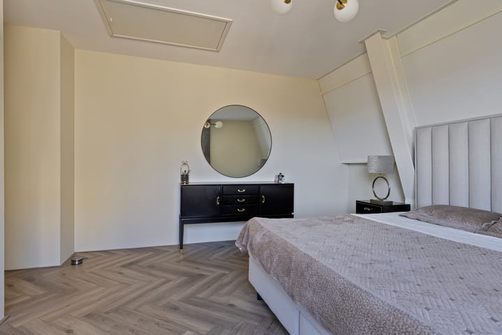 Foto 17 van R.A. de Monchystraat 13