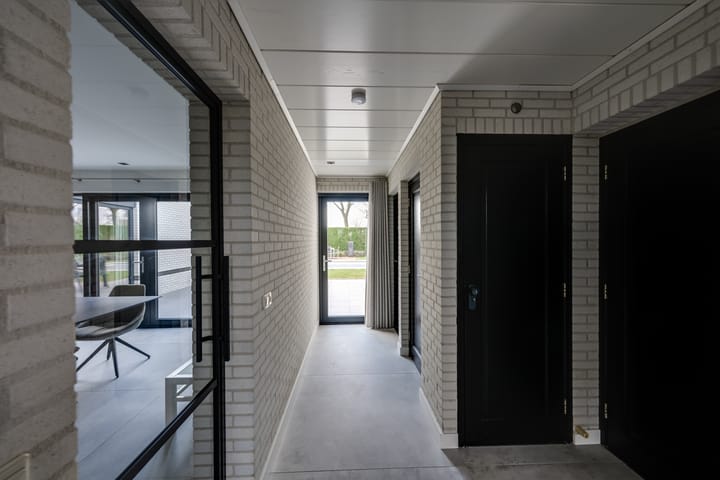 Foto 7 van Dovenetel 8