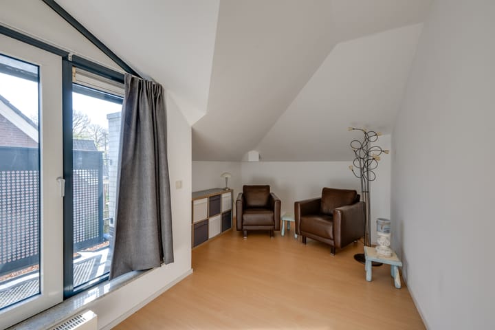 Foto 42 van Dovenetel 8