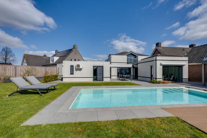 Foto 52 van Dovenetel 8