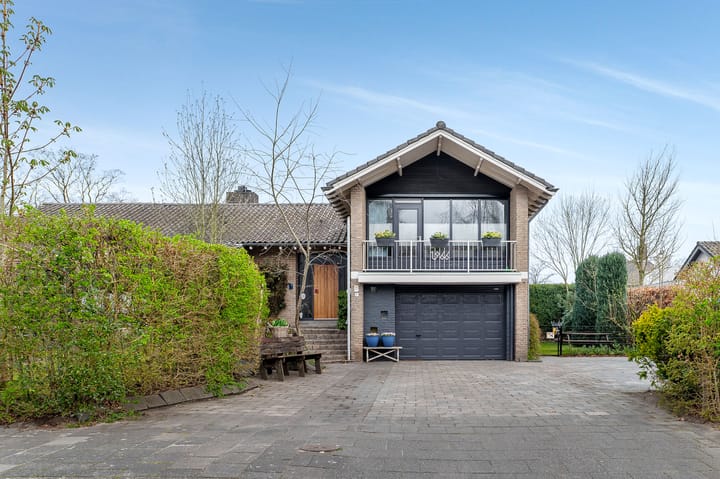 Photo 1 of Von Weberlaan 1