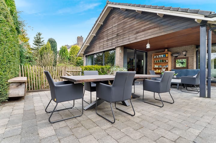 Photo 38 of Von Weberlaan 1