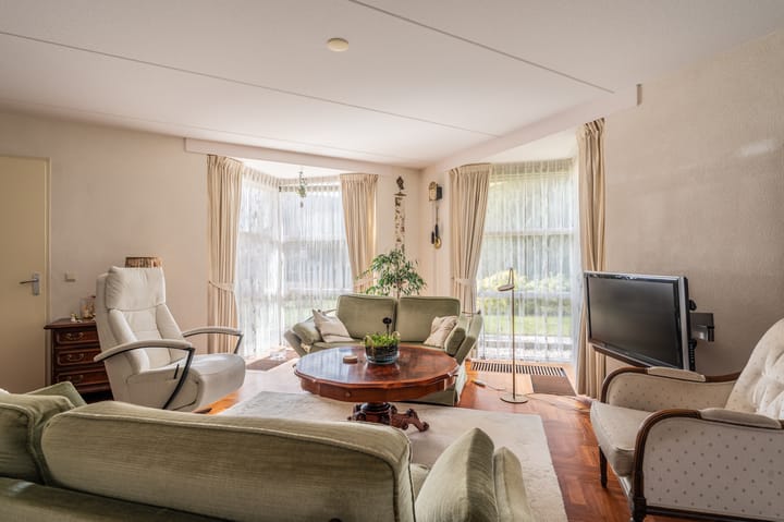 Photo 12 of Veltkeweg 9