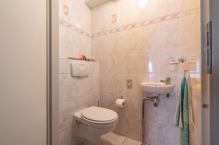 Photo 21 of Veltkeweg 9