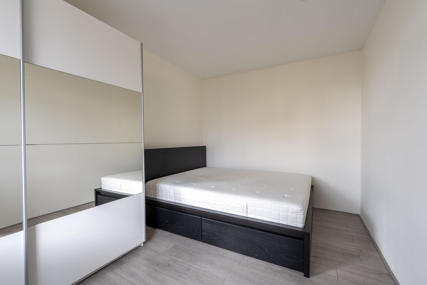 Photo 25 of J.C. van Epenstraat 51