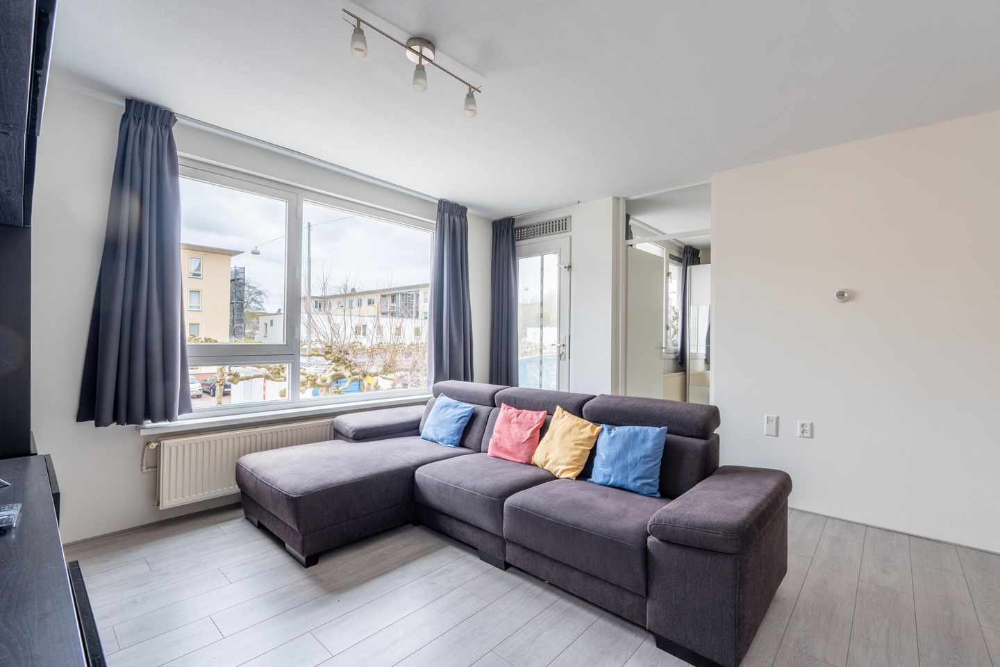 Photo 10 of J.C. van Epenstraat 51