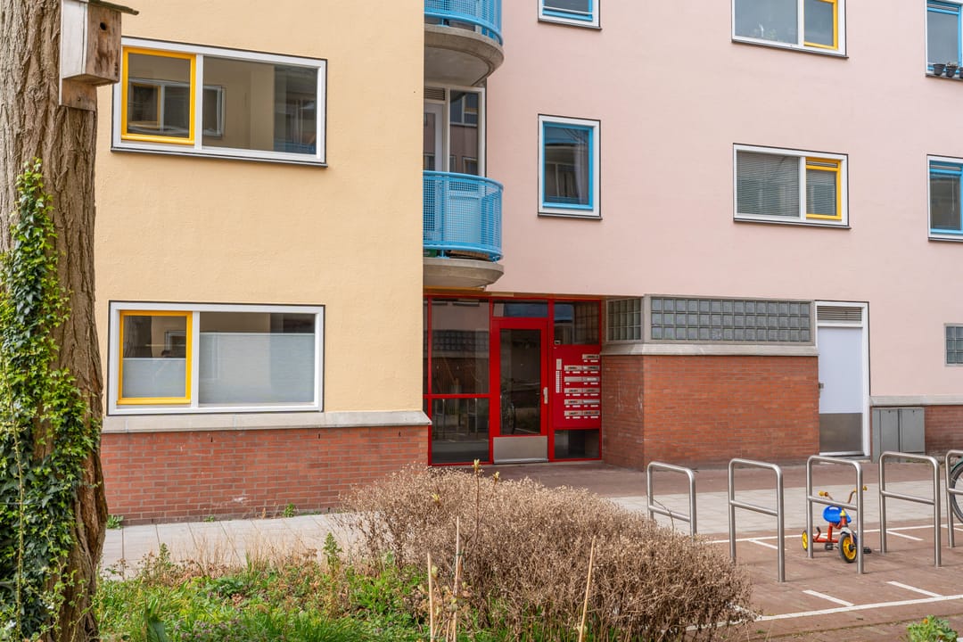 Photo 32 of J.C. van Epenstraat 51