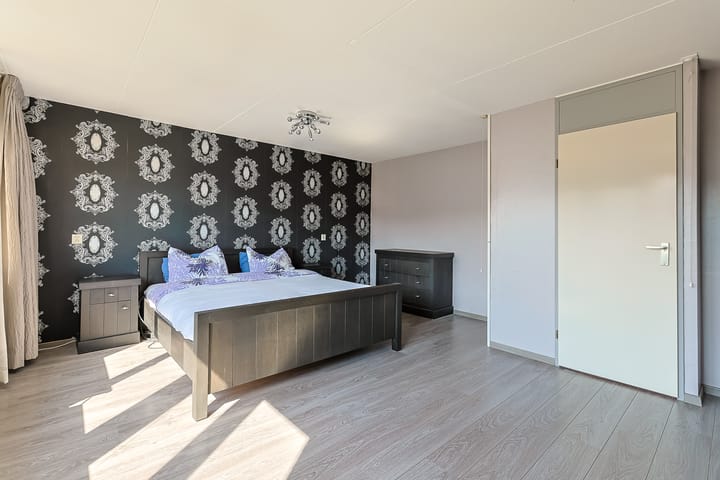 Foto 24 van Schepenstraat 14