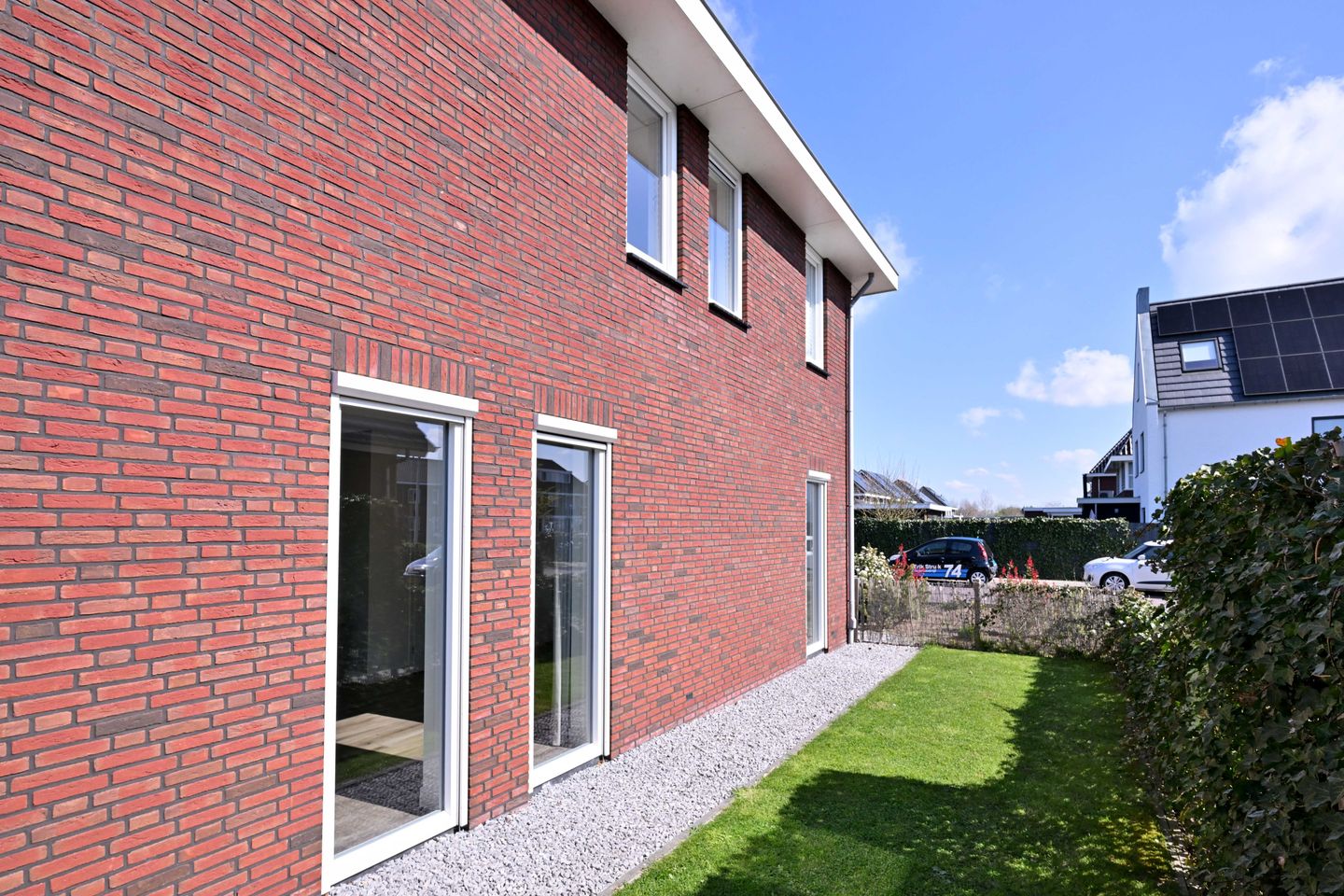 Photo 49 of Roodborst 60