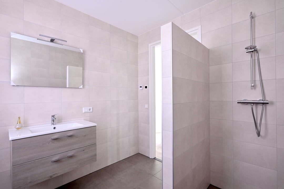 Photo 37 of Roodborst 60