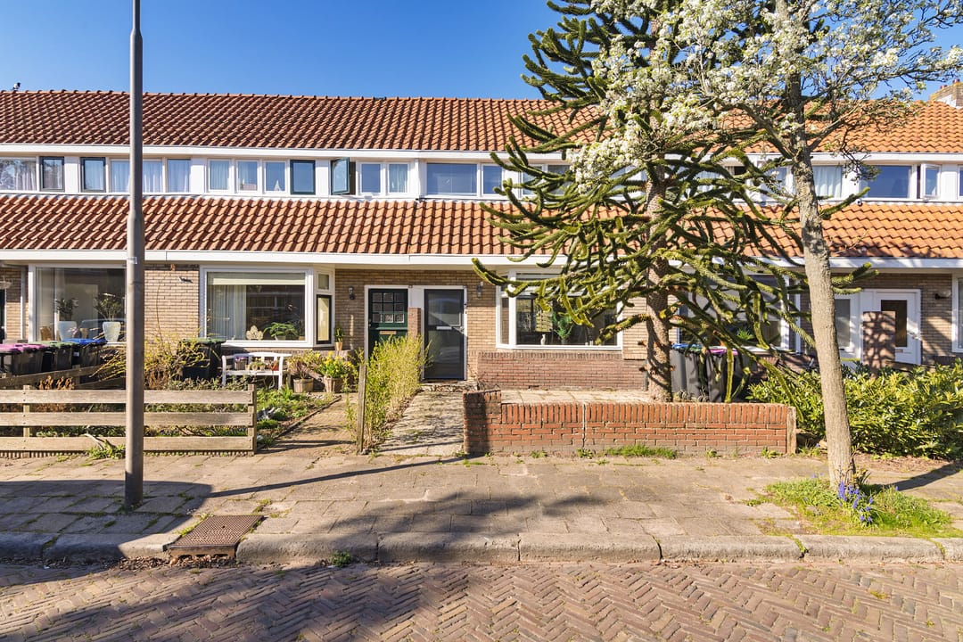 Foto 1 van Dahliastraat 45