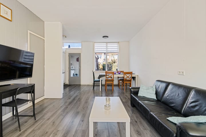 Foto 2 van Dahliastraat 45