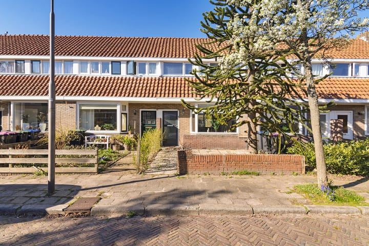 Foto 8 van Dahliastraat 45