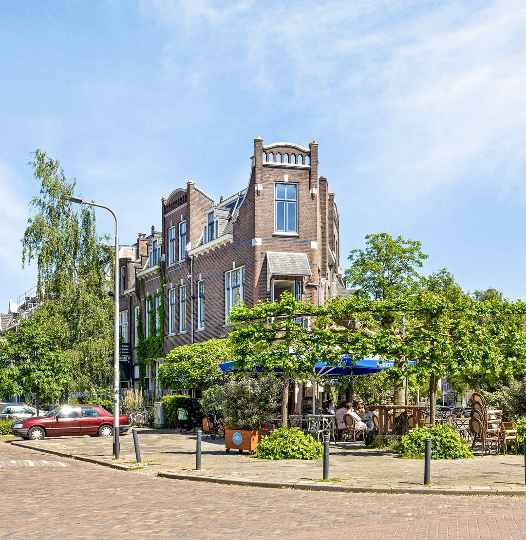 Photo 2 of Pontanusstraat 47-A