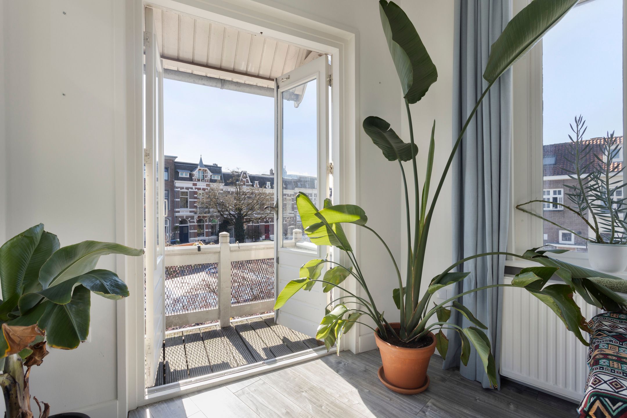 Photo 9 of Pontanusstraat 47-A