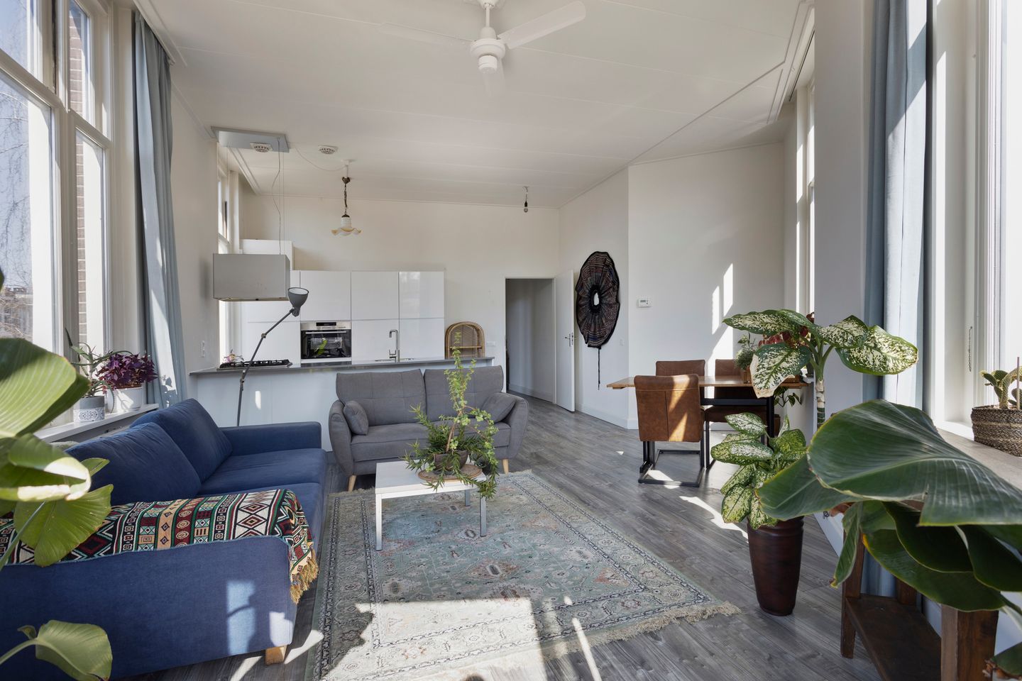 Photo 10 of Pontanusstraat 47-A