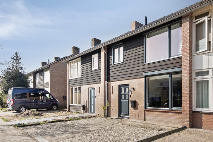 Foto 7 van Limburgstraat 8