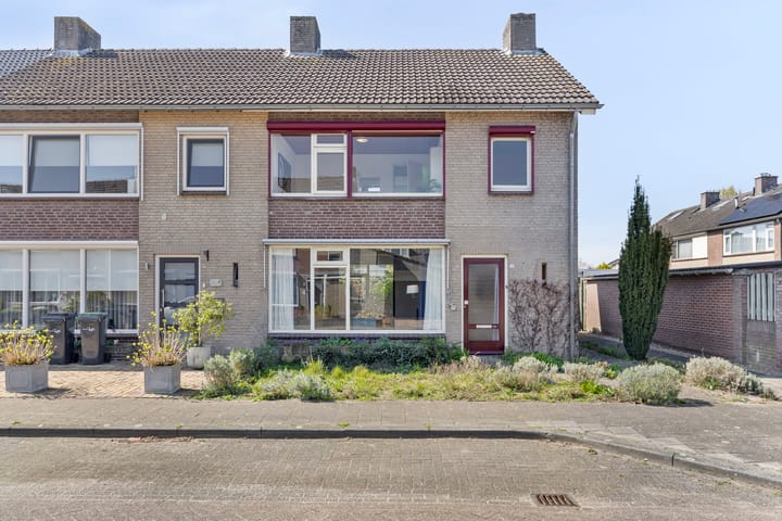 Foto 6 van Saturnusstraat 2