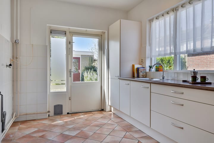 Foto 13 van Saturnusstraat 2