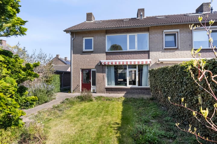 Foto 30 van Saturnusstraat 2