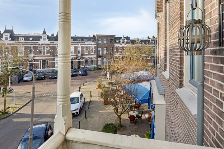Photo 9 of Pontanusstraat 47-B
