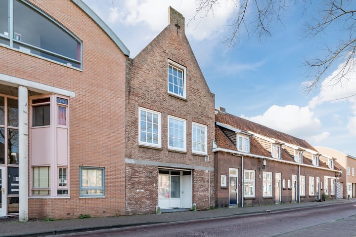 Photo 21 of Bredesteeg 15