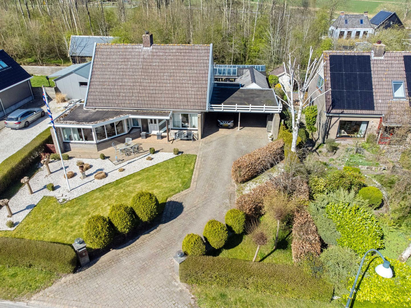 Photo 49 of Buorren 11