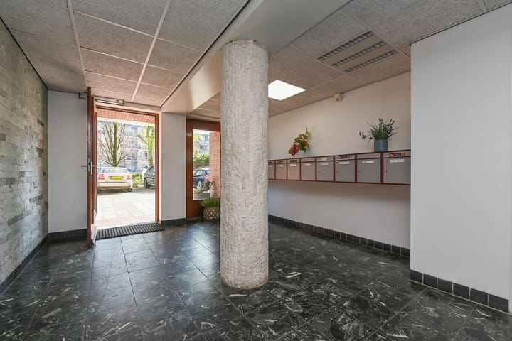 Photo 7 of Cornelie van Zantenstraat 146