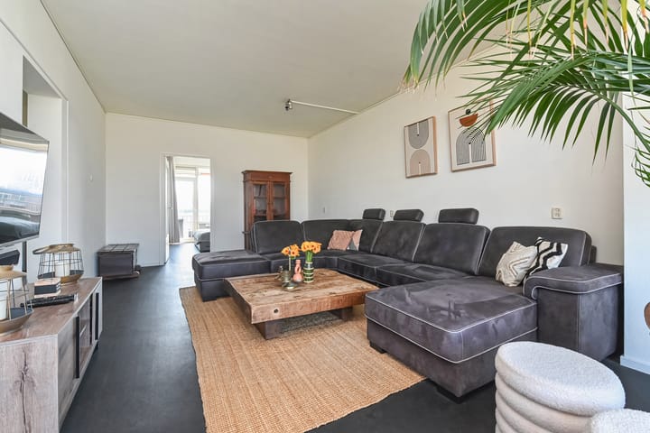 Photo 12 of Cornelie van Zantenstraat 146